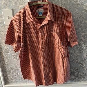Columbia Men's Orange/Brown Gingham Button-Down Shirt